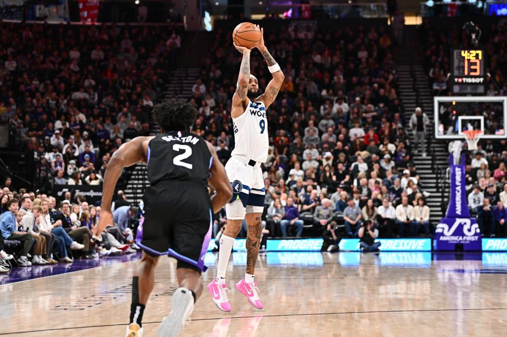 卡塔尔的崛 卡塔尔的崛